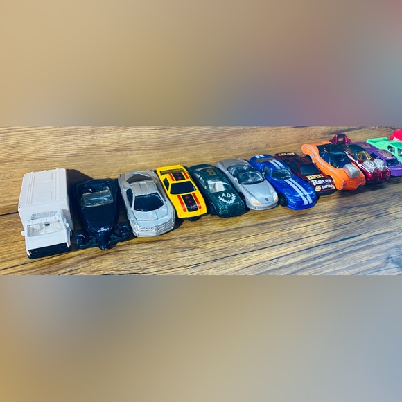 Vintage Hot Wheels Maisto Car Bundle Lot Of 27 - Picture 2 of 16
